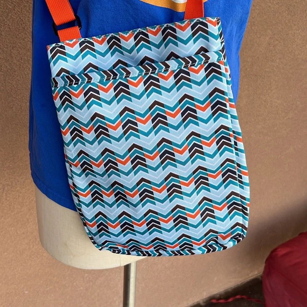 KAVU  Chevron Pattern Bag - Blue and Orange